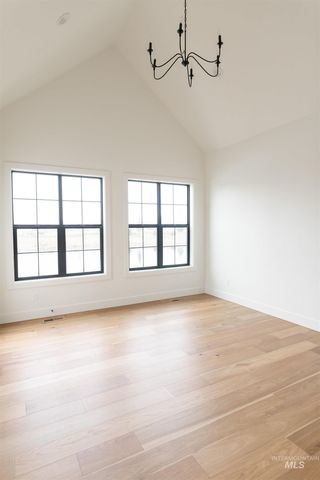 512 Joy Ave., Middleton, ID 83642