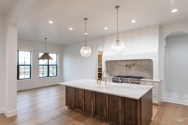 512 Joy Ave., Middleton, ID 83642