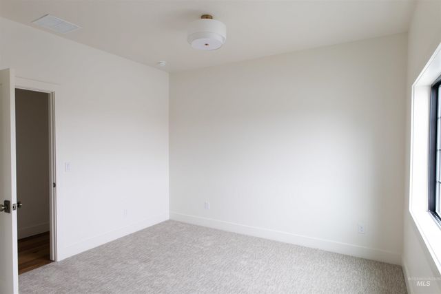 512 Joy Ave., Middleton, ID 83642