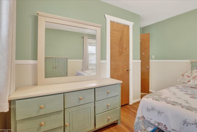 6630 Gahona Avenue, Allen Park, MI 48101