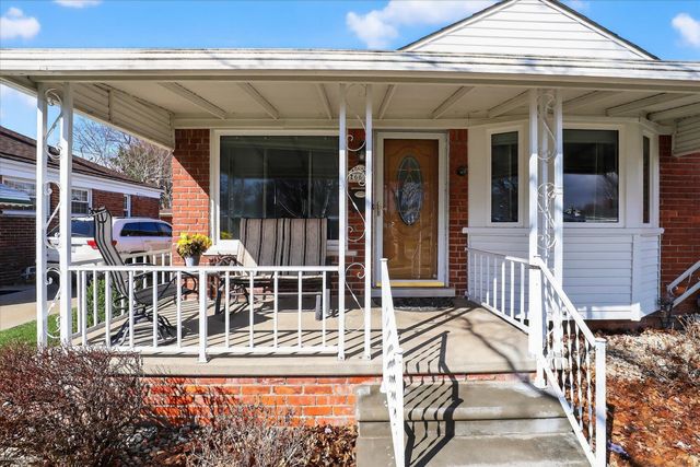 6630 Gahona Avenue, Allen Park, MI 48101