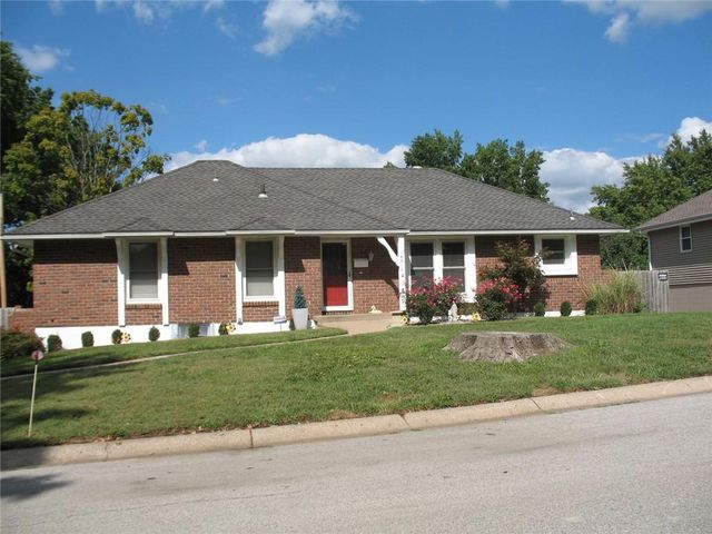 14810 E 34th Street S, Independence, MO 64055