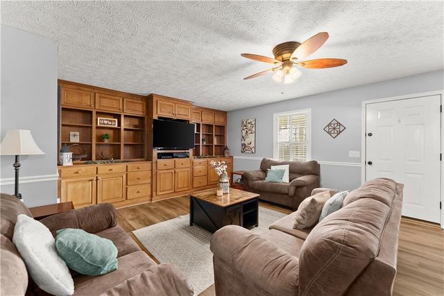 105 Pinewood Place, Dahlonega, GA 30533