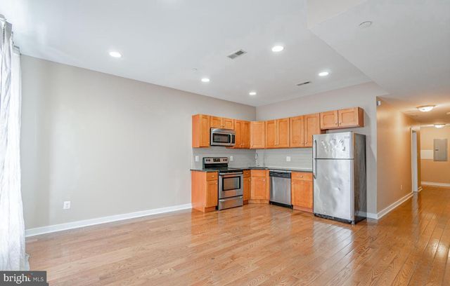 1806 W BERKS ST, Philadelphia, PA 19121