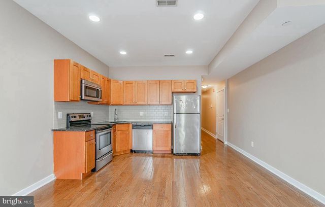 1806 W BERKS ST, Philadelphia, PA 19121