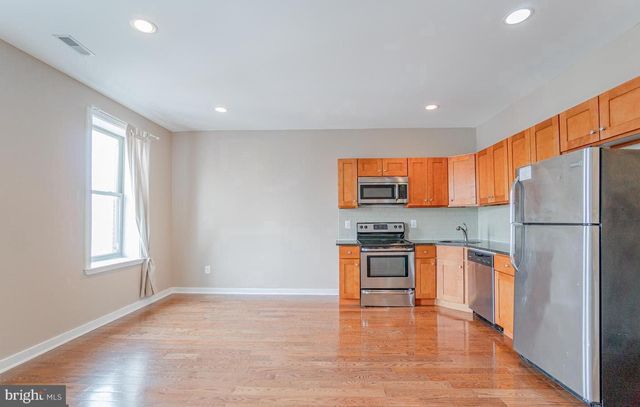 1806 W BERKS ST, Philadelphia, PA 19121