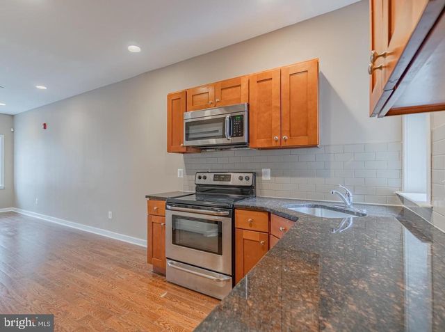 1806 W BERKS ST, Philadelphia, PA 19121