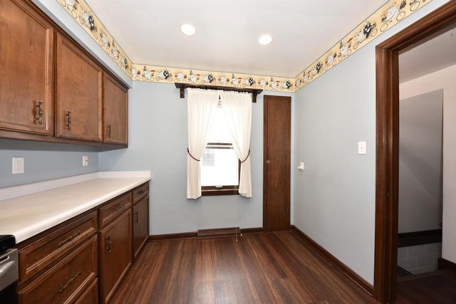 5312 N Bay Ridge AVENUE, Whitefish Bay, WI 53217