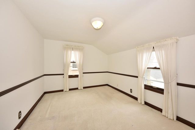 5312 N Bay Ridge AVENUE, Whitefish Bay, WI 53217