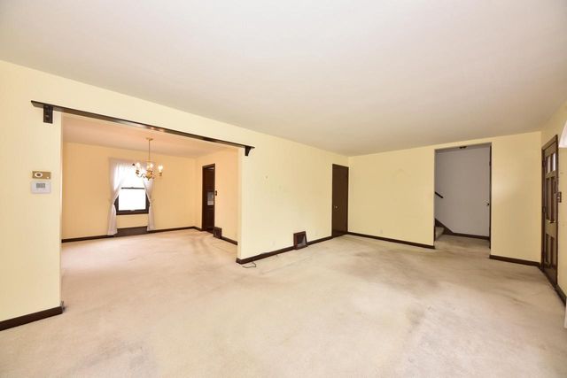 5312 N Bay Ridge AVENUE, Whitefish Bay, WI 53217