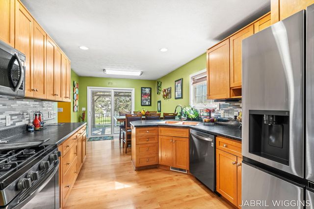 2991 Royal Blue Court, Holland, MI 49424