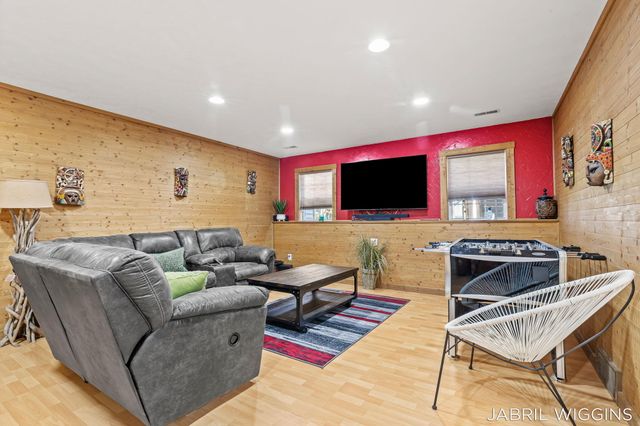 2991 Royal Blue Court, Holland, MI 49424