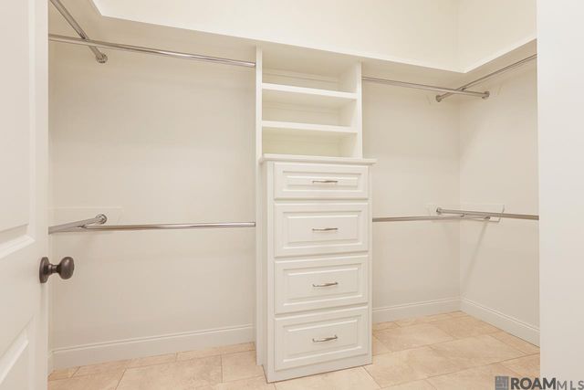 7706 Lanes End, Saint George, LA 70810