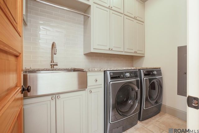 7706 Lanes End, Saint George, LA 70810