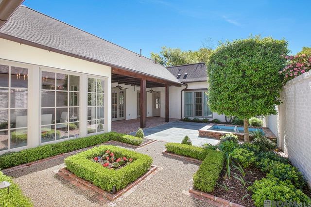 7706 Lanes End, Saint George, LA 70810