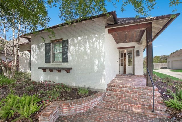 7706 Lanes End, Saint George, LA 70810