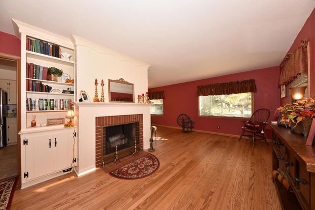 9602 W Arthur AVENUE, West Allis, WI 53227