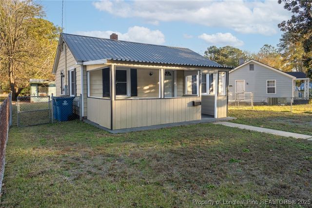 407 S Little Avenue, Dunn, NC 28334