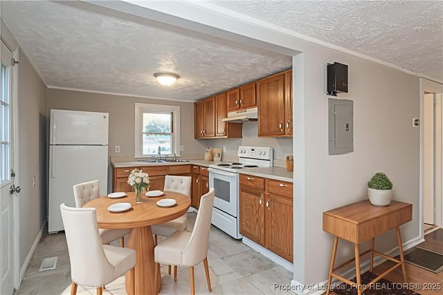 407 S Little Avenue, Dunn, NC 28334