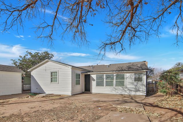 4013 32nd Street, Lubbock, TX 79410