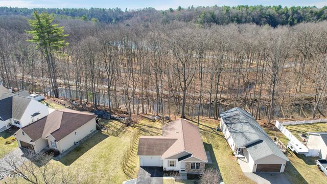 26 Parkview Lane, Glens Falls, NY 12801
