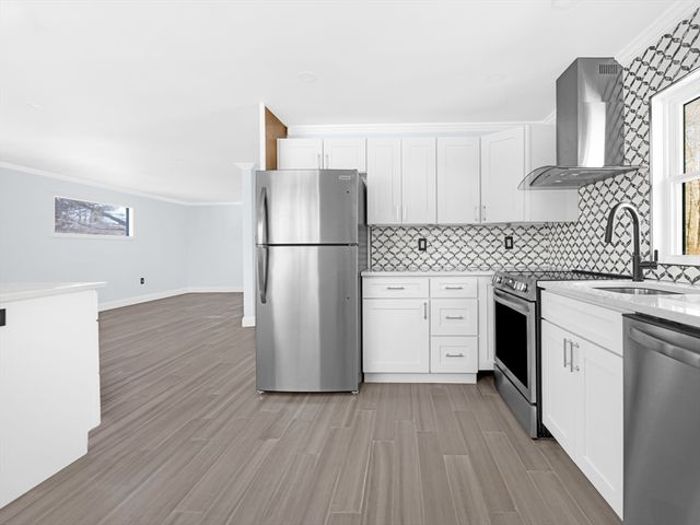 41 Flora Rd, Attleboro, MA 02703