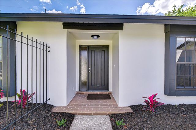 14902 SOUTHFORK DRIVE, Tampa, FL 33624