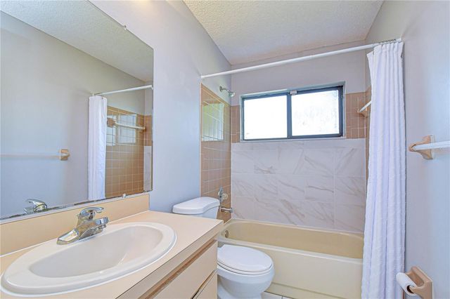 14902 SOUTHFORK DRIVE, Tampa, FL 33624