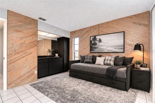 14902 SOUTHFORK DRIVE, Tampa, FL 33624