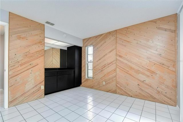 14902 SOUTHFORK DRIVE, Tampa, FL 33624