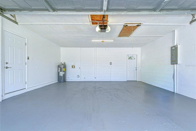 14902 SOUTHFORK DRIVE, Tampa, FL 33624