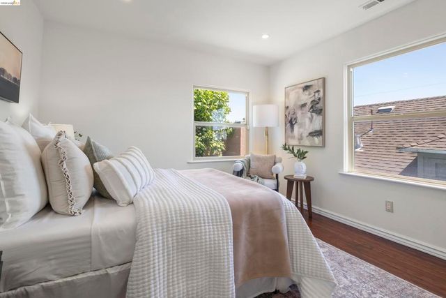 3306 West St, Oakland, CA 94608