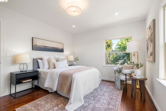 3306 West St, Oakland, CA 94608