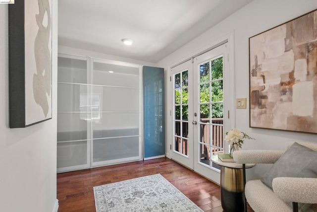 3306 West St, Oakland, CA 94608