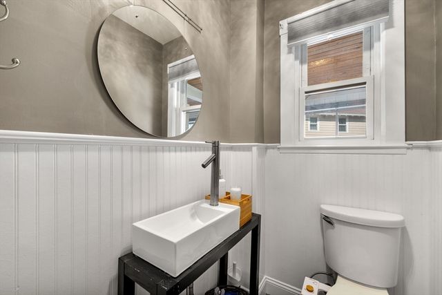 525 Fellsway E, Malden, MA 02148