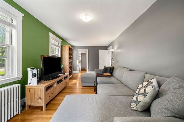 525 Fellsway E, Malden, MA 02148