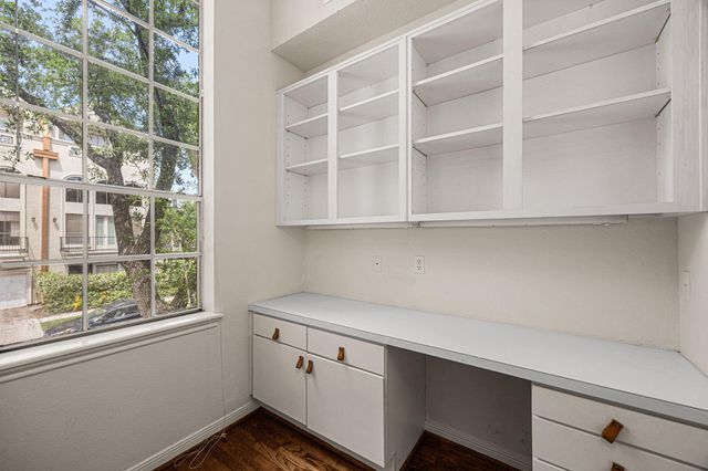 1909 Branard Street B, Houston, TX 77098