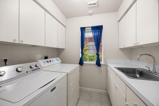 1909 Branard Street B, Houston, TX 77098