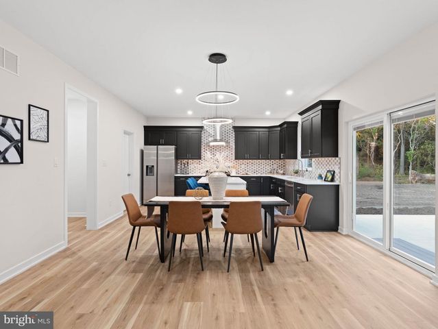 2851 NICOLETTE CT, Vineland, NJ 08360