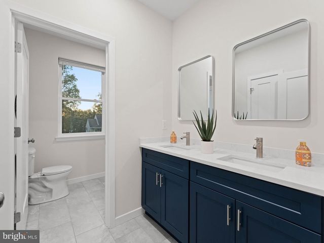 2851 NICOLETTE CT, Vineland, NJ 08360