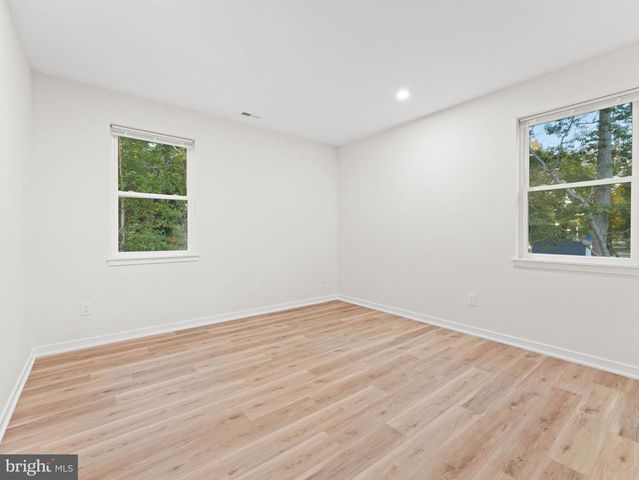 2851 NICOLETTE CT, Vineland, NJ 08360