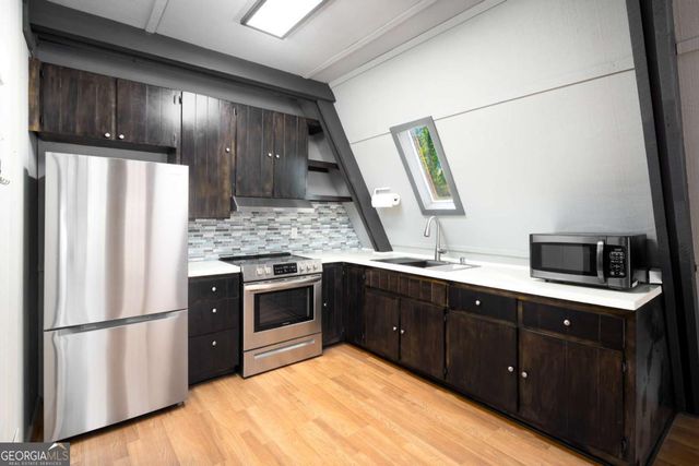 9 Cherokee Resort Road, Pine Mountain, GA 31822