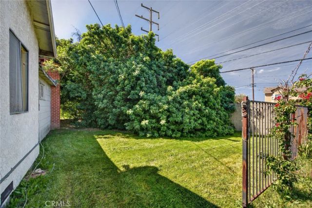 5021 Brayton, Long Beach, CA 90807