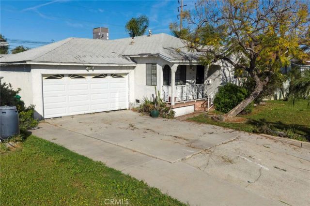 5021 Brayton, Long Beach, CA 90807
