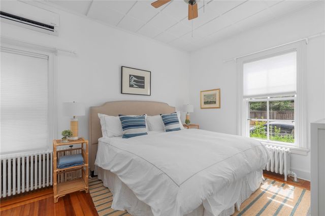 46 Corne Street, Newport, RI 02840