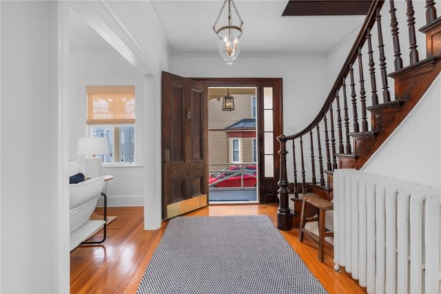 46 Corne Street, Newport, RI 02840