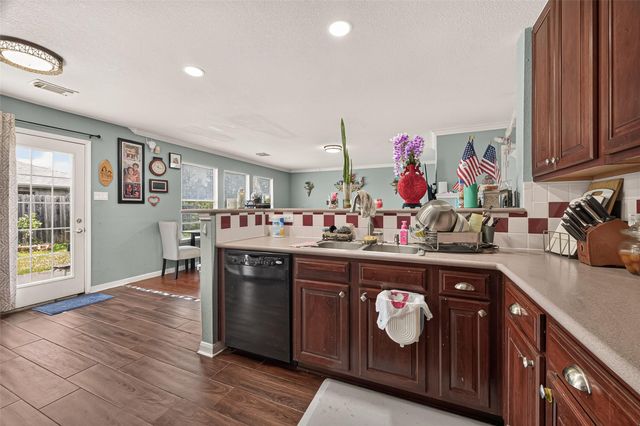 12051 Christophers Walk Court, Houston, TX 77089