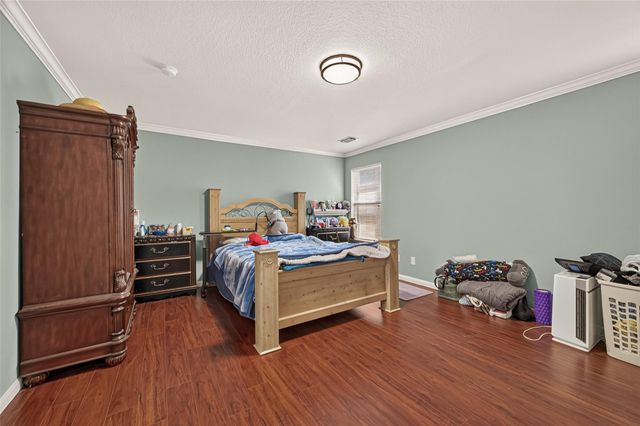 12051 Christophers Walk Court, Houston, TX 77089