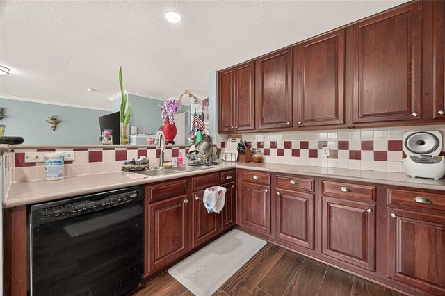 12051 Christophers Walk Court, Houston, TX 77089