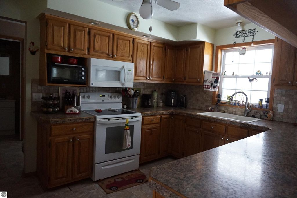 Image 22 of property listing at 6970 Wickert Road, Hale, MI 48739